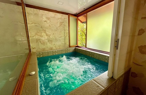 Banos de Agua Santa Cabin | Munay Wasi by Hospedaje Punztan 1-bedroom cabin in Baños de Agua Santa