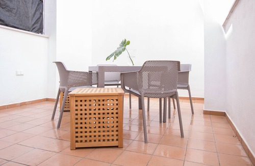 San Gil Apartment | Murallas Apartment with gargae 4 pax