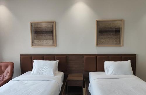 Al Khuwair Apartment | Muscat City Stay - 2BR Apt 308 near Grand & Avenue Mall