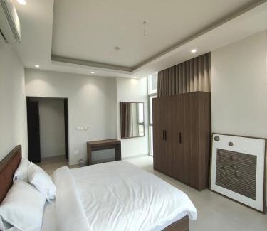 Al Khuwair Apartment | Muscat City Stay - 2BR Apt 308 near Grand & Avenue Mall