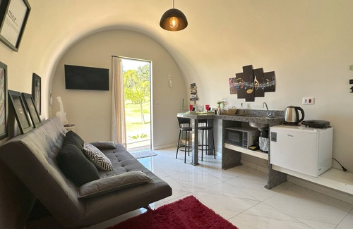 Cascavel Cabin | music themed hut