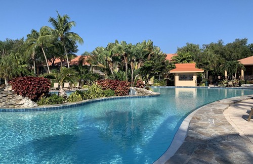 Naples Condo | Must see! Falling Waters, Naples, Florida