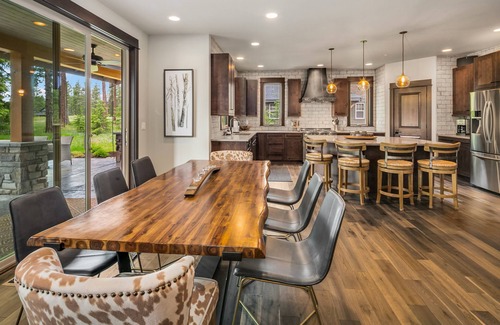 Cle Elum House | Must See New Suncadia Estate! On the Golf Course w/Hot Tub & Fire Pit!