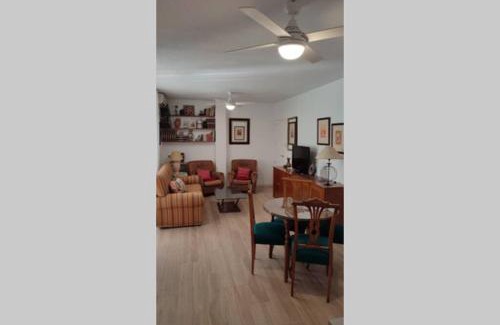 Cercadilla-Medina Azahara Apartment | MUY CÉNTRICO, A 8 MIN DEL AVE ANDANDO, REFORMADO.