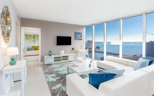 Downtown Miami Apartment | MVR - Sky-High Style in Brickell