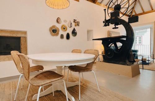 Santa Catarina Apartment | My Fair Lisbon - Unique Rustic Apartment near Príncipe Real