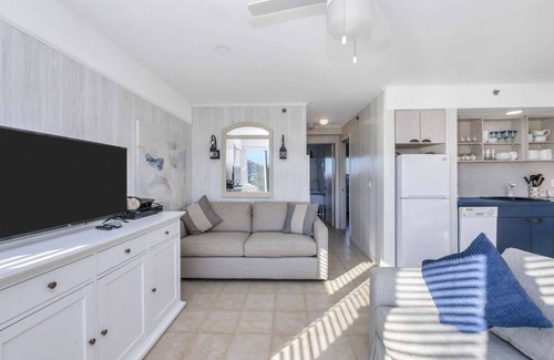 Napeague Cottage | My Humble Abode 2BR Beachside Home | TennisPoolPKG