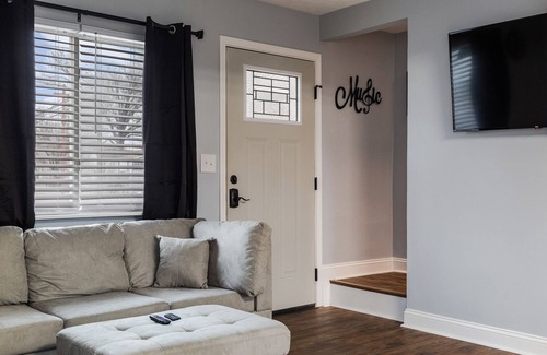 South Louisville Apartment | My old Kentucky Home