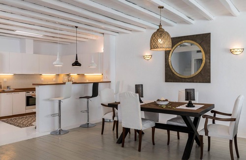 Agios Ioannis Villa | My Rental Homes -Villa Aristotelia with easy access to beaches and sea view