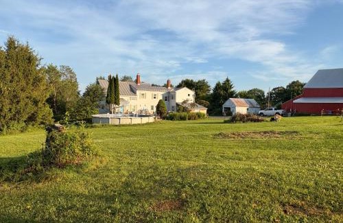 Oakland Bed & Breakfast | My Valhalla Farm-Room Rentals