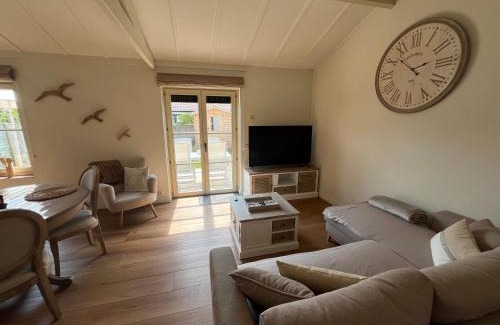 Bredene House | Myfa Beachcottage Zeewind II 243