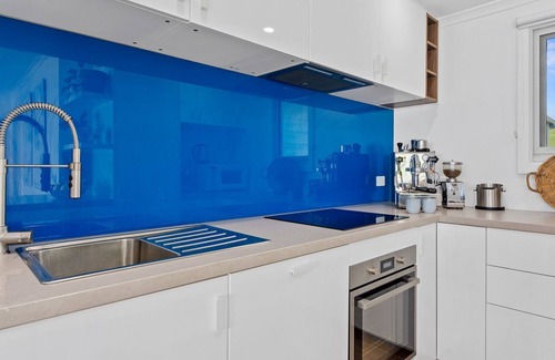 Myponga Beach House | Myponga Dunes - 1 Hewett Crescent, Myponga Beach