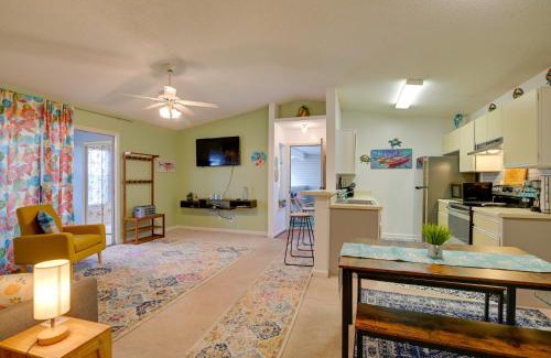 Surfside Beach Apartment | Myrtle Beach Condo 2 Mi to Surfside Beach!