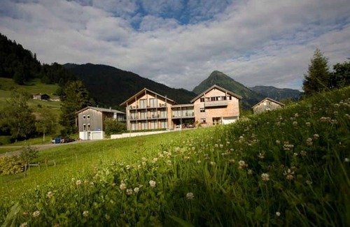 Schoppernau Apartment | n 08 2-6 Pers.- 2. OG - ca. 85 qm - n Apartments Hotel