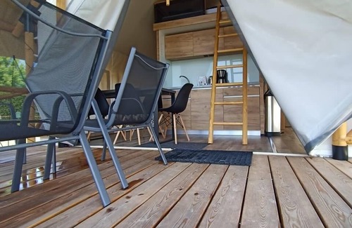 Houthem Cabin | n/a