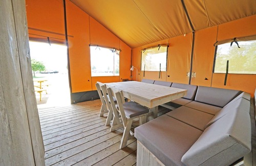 Biddinghuizen Cabin | n/a
