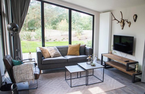 Otterlo House | n/a