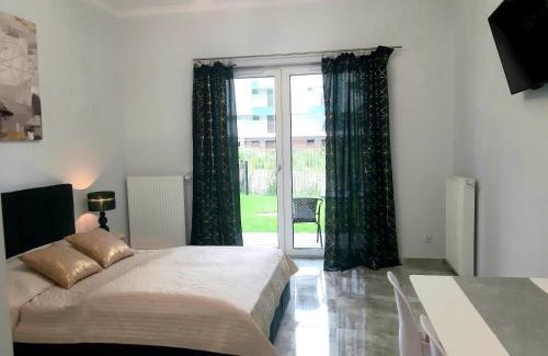 Krzyki Apartment | Na Grobli 20 Apartament z ogródkiem