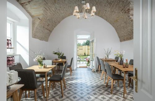 Obristvi House | Na Kmíně