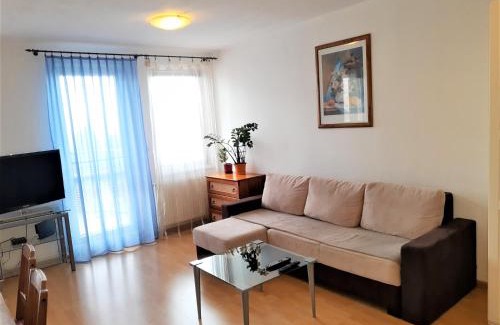 Bielsko-Biala Apartment | Na Złotych Łanach - apartament z parkingiem