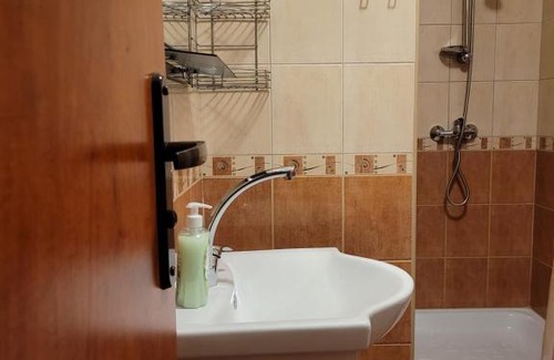 Solina House | Nad Wąwozem POKOJE I DOMKI 660-271-050 Polańczyk
