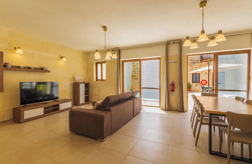 Nadur Apartment | Nadurija Holiday Home