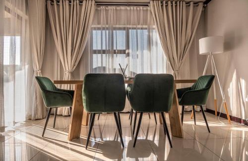 Greater Johannesburg Metropolitan Area Apartment | Nala Realty at Palm View