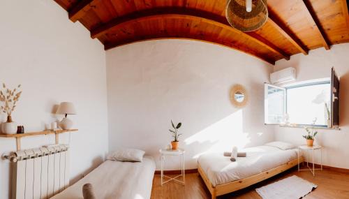 Mafra Cabin | NaNa House Ericeira - Yoga & Surf