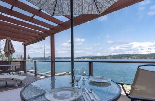 Diamond Lake House | Nana's Lake House - Diamond Lake - Newport, WA