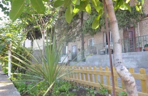 Tbilisi House | Nano Guest House
