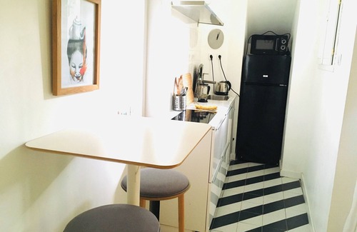 Bordeaux Sud Apartment | Nansouty T2 with patio