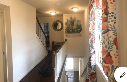 Parkville Bed & Breakfast | Naomi’s Beautiful Historical Home~ Bed & Breakfast