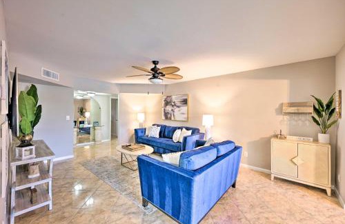 Central Naples Apartment | Naples Condo with Enclosed Balcony and Lake Views!