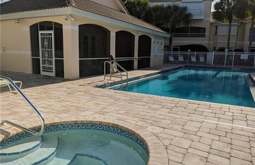 Central Naples Condo | Naples Finest - 30-day min. - Safe and clean community.