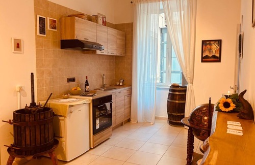 Historical Center House | Napoli Cityscape