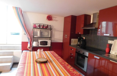 Maraussan Apartment | NARBONNE CV- South France- private pool not overlooked- apartment 2bed- 3-4 pers