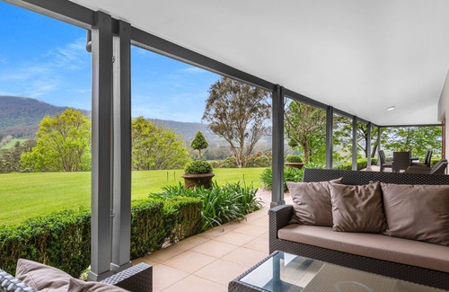 Broughton Vale House | Narnia - Enjoy a discount all year round!
