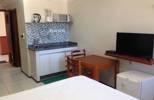 Areia Preta Apartment | Natal studio in Petrópolis overlooking the sea and hill near Praça das Flores