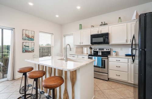Mid America Apartment | Natalie`s Nook, Lake Hideaway near Downtown Fun!