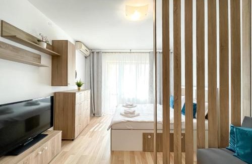 Sector 3 Apartment | National Arena Studio