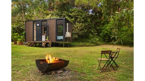 Bahrs Scrub House | Natural Age by Tiny Away