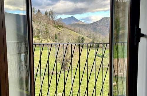 Oballo Cottage | Nature and Relax in Asturias: Arándano apartment (2/4 people)