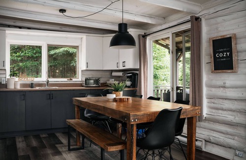 Val-des-Lacs Ski Chalet | Nature Escape Forest, Spa, Near Tremblant