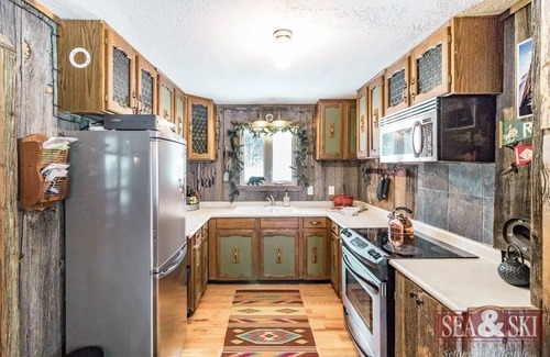 Grey Highlands Cabin | Nature Lovers Delight. Enjoy the tranquility of country living