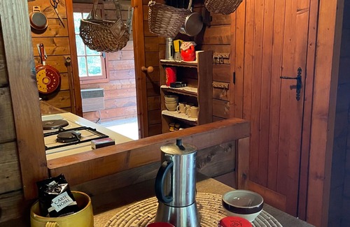 Dehault Ski Chalet | Nature Retreat: Lakeside Chalet with Fishing and Scenic Views