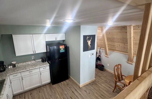 Au Gres Cabin | Nature's Nest Lakeview