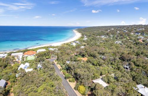 Eagle Bay House | Nature's Retreat Eagle Bay