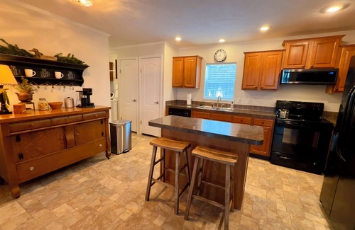 Bremen Cabin | Natures Crest Retreat, Hocking Hills