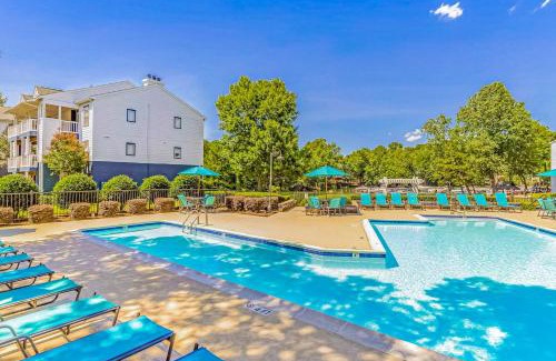 Cornelius Apartment | Nautique Retreat #304