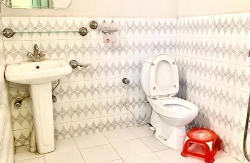 Gilgit Hotel | Naveed Tourist Inn